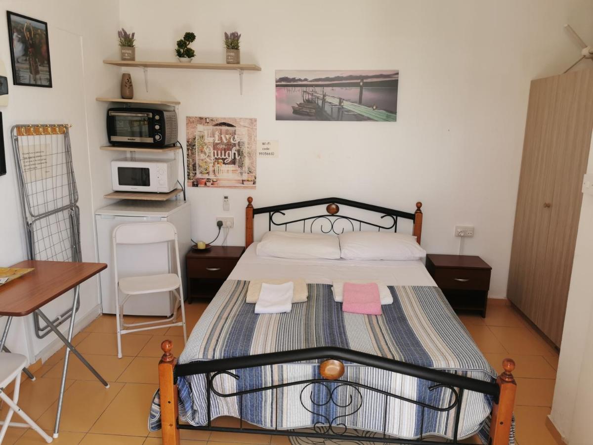 Nicosia Rooms Studios Bagian luar foto