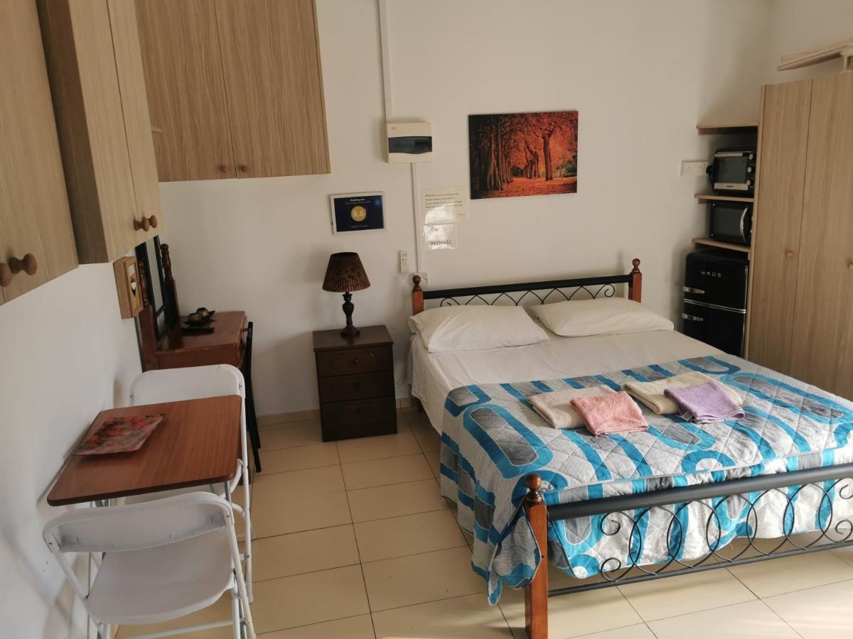 Nicosia Rooms Studios Bagian luar foto
