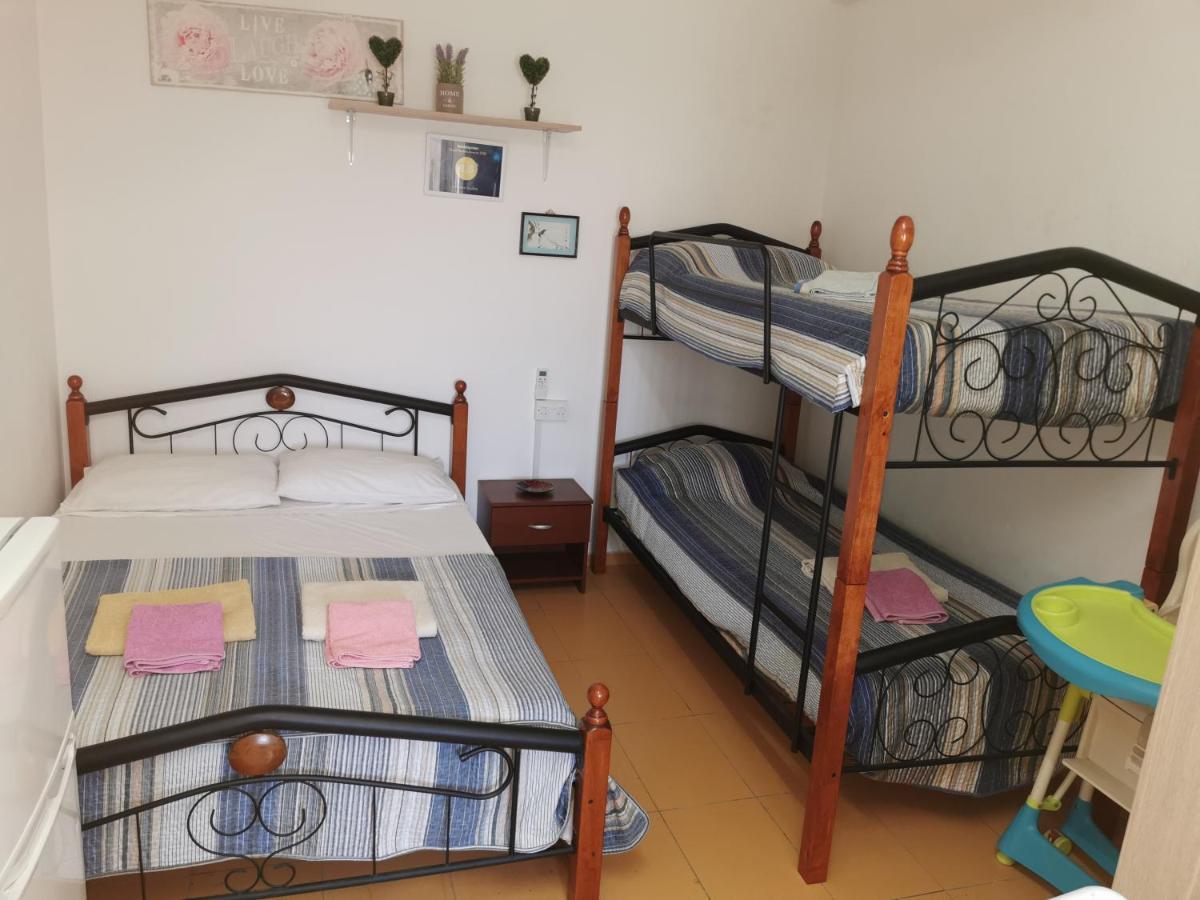 Nicosia Rooms Studios Bagian luar foto